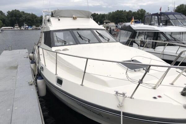 Birchwood TS33 Flybridge