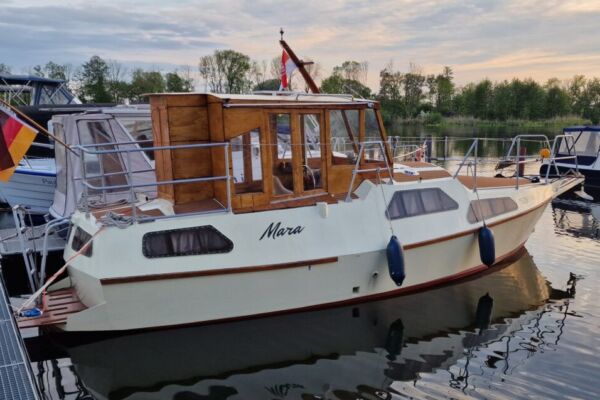 Astra Reinke Motorboot
