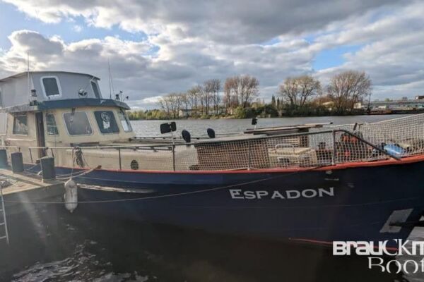 Hausboot Wohnschiff ehemaliges Patrouillenboot Espadon