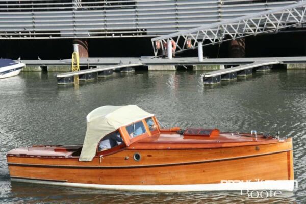 Frbergs Mahagoni Motorboot