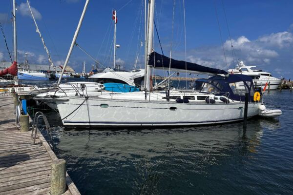 Jeanneau Sun Odyssey 43