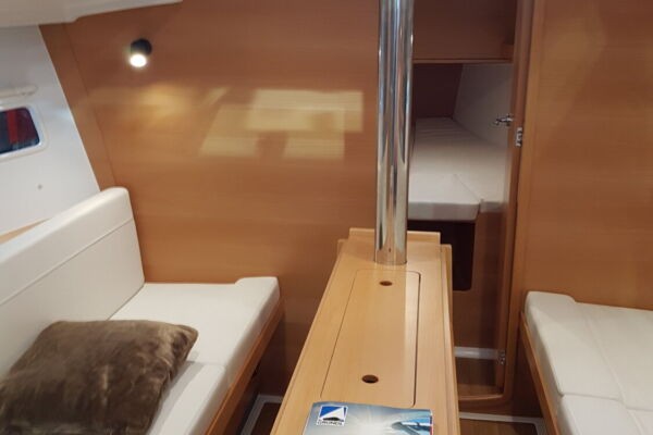 Jeanneau Sun Odyssey 319