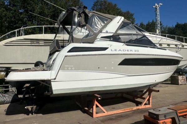 Jeanneau Leader 30